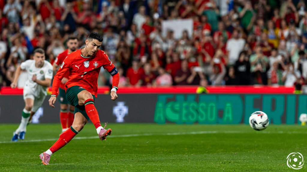 Cristiano Ronaldo falha penálti e mensagem sobre vitória de Portugal contra a Irlanda: «Vamos»