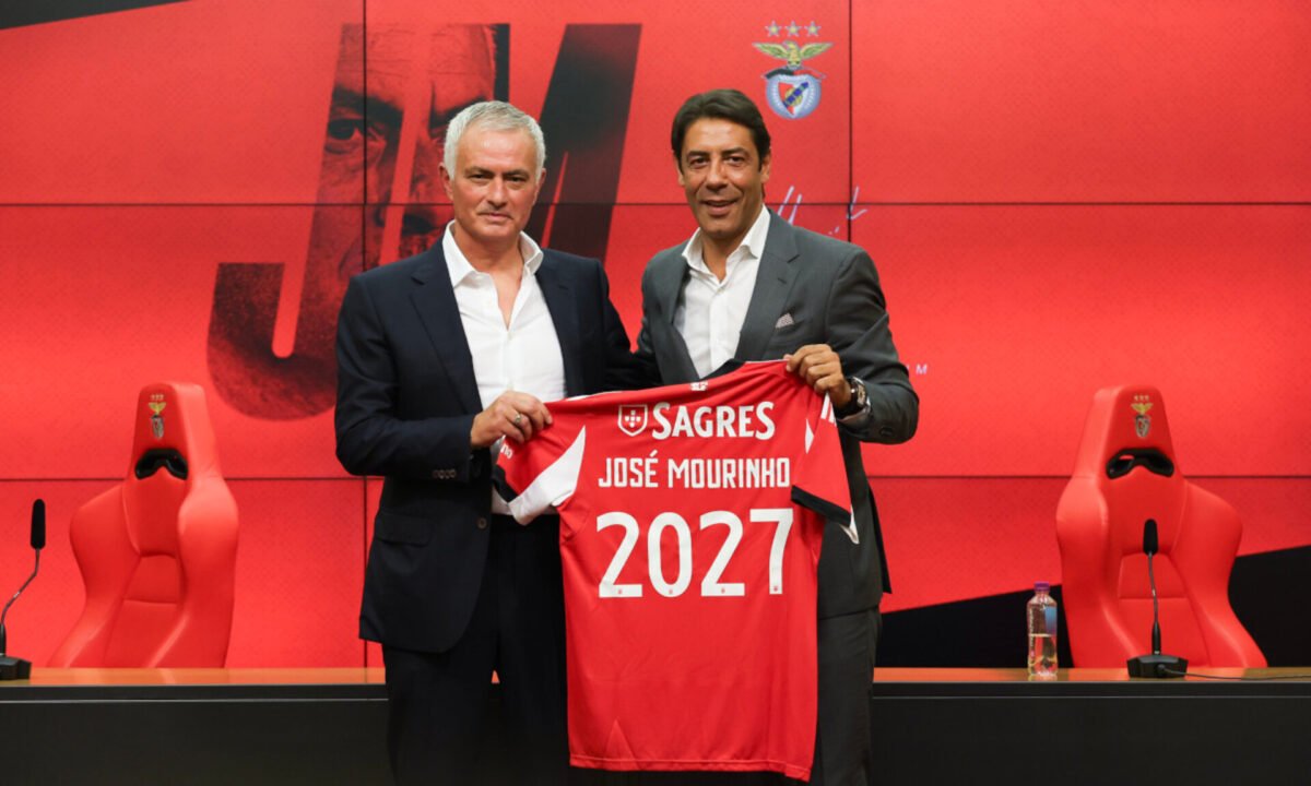 Rui Costa elogia José Mourinho e afirma que a Seleção Nacional está bem entregue a Roberto Martínez