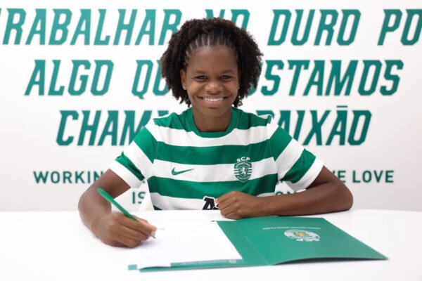 Maísa Correia renova contrato com o Sporting até 2028