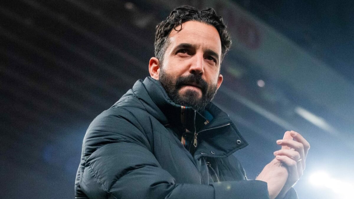 Jimmy Floyd Hasselbaink compara Ruben Amorim a Jurgen Klopp e Mikel Arteta: A Flexibilidade é a Chave