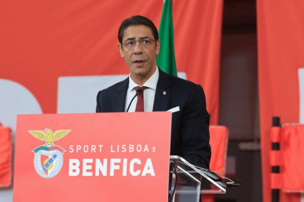 Rui Costa Recorda Dia em que Assumiu a Presidência: «Ninguém Me Encostou Uma Pistola na Cabeça, Mas Era Fundamental que o Benfica Tivesse um Presidente»