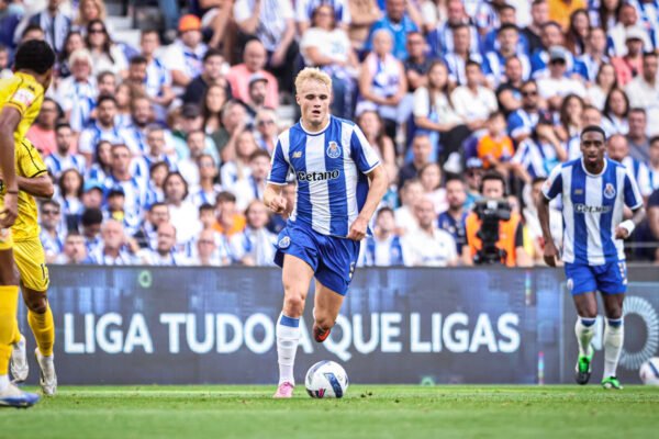 Victor Froholdt não deixará o Dragão em janeiro: Adeptos do FC Porto podem ficar tranquilos