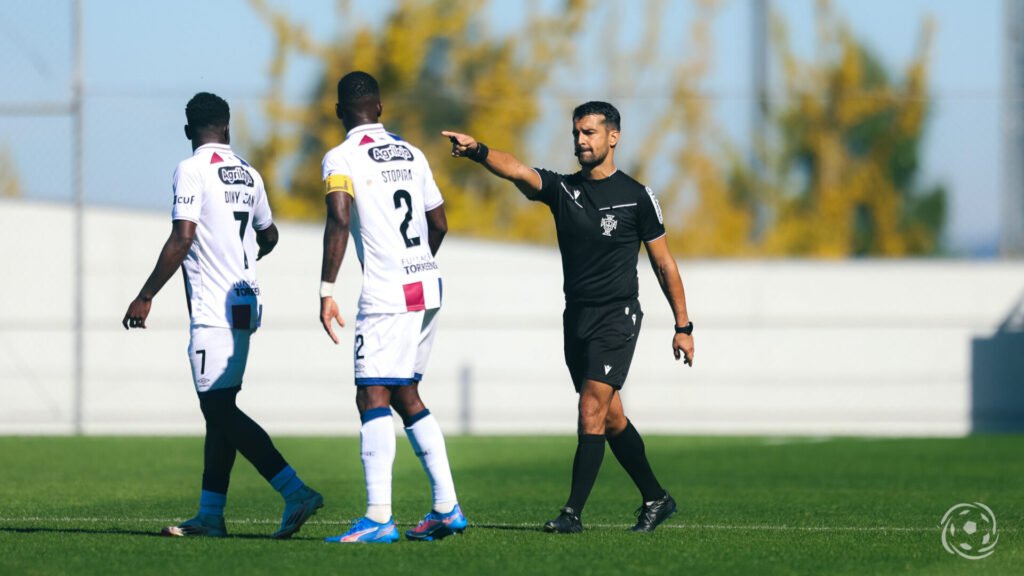 Arbitragem Histórica: Vítor Ferreira Inverte Resultado Após Derrota da Equipa B do FC Porto