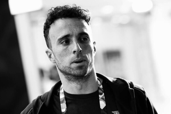Câmara Municipal de Gondomar Declara Luto Municipal em Homenagem a Diogo Jota e André Silva