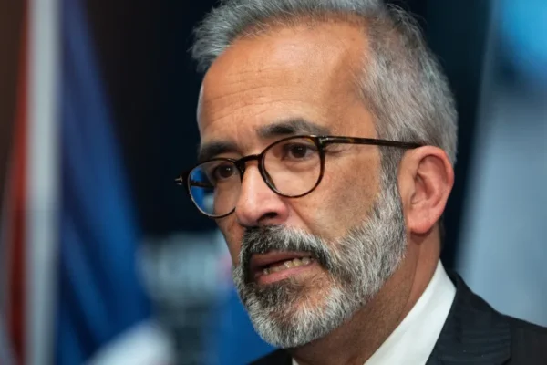 Ativistas devem retornar a Portugal ainda hoje se tudo correr bem