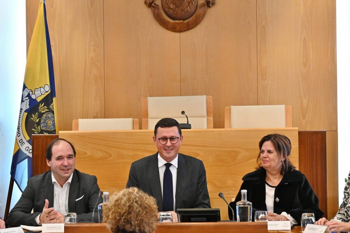 Novo Executivo Municipal de Gondomar Promove Sua Primeira Reunião