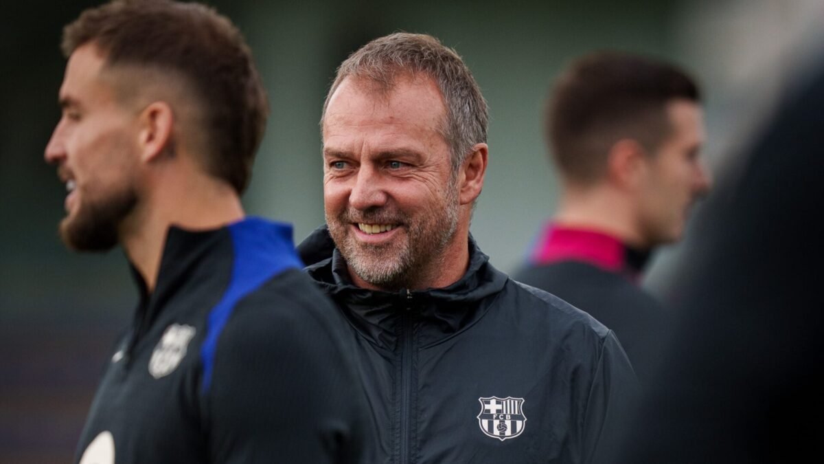 Hansi Flick elogia Lionel Messi: «Meu contrato vai até 2027, o dele até 2028»