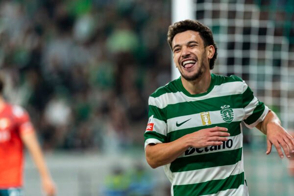 Pedro Gonçalves pode voltar aos relvados neste fim de semana com o dérbi contra o Benfica à vista