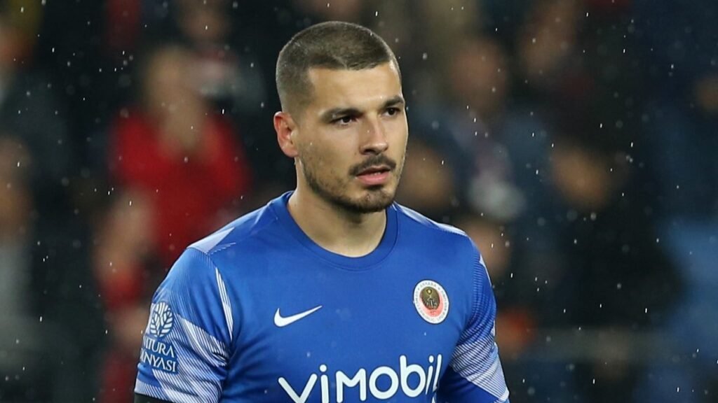 Ricardo Velho estreia-se no Gençlerbirligi por 200 mil euros: cláusula contratual garante saída se não jogar esta partida