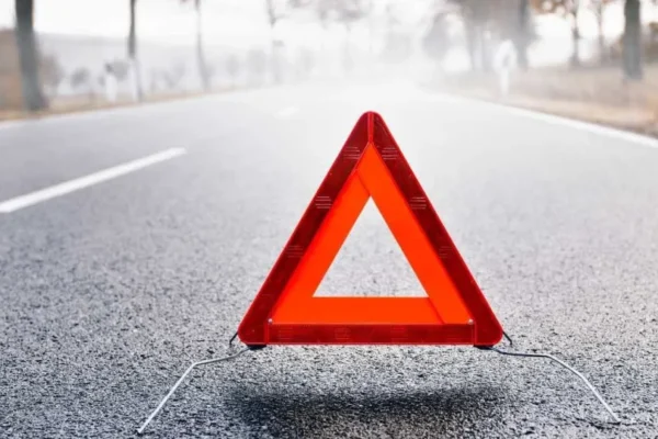 Retomada da Circulação na EN251 em Mora Após Despiste de Veículo Pesado