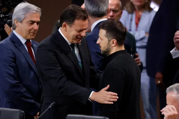 Montenegro se Encontra com Zelensky em Copenhaga no Início da Tarde