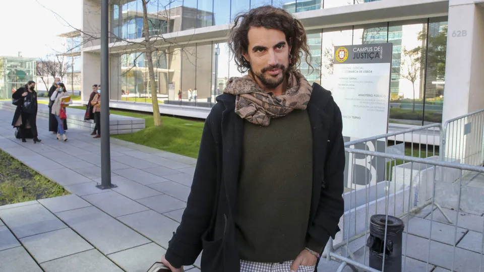 Ativista que interrompeu António Costa em 2019 condenado a pagar 300€