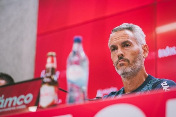 Carlos Vicens: «Equipas Estudam