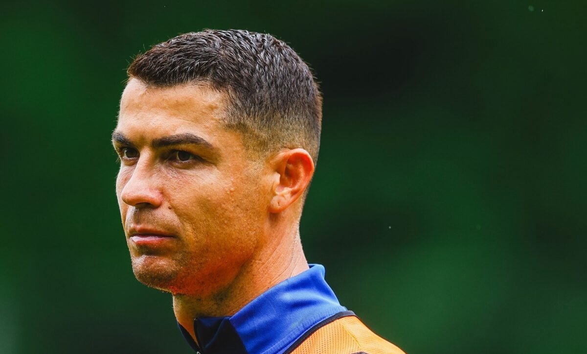 Cristiano Ronaldo investe em IA e se torna acionista da Perplexity