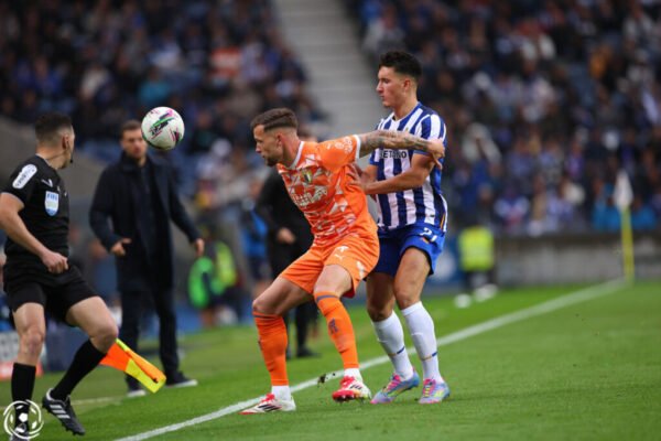 Deniz Gul Justin de Haas