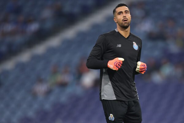 Diogo Costa Opina Sobre Quem Vencerá o Prémio de Futebolista do Ano do FC Porto: «Já Perguntei se Está Preparado para o Discurso»