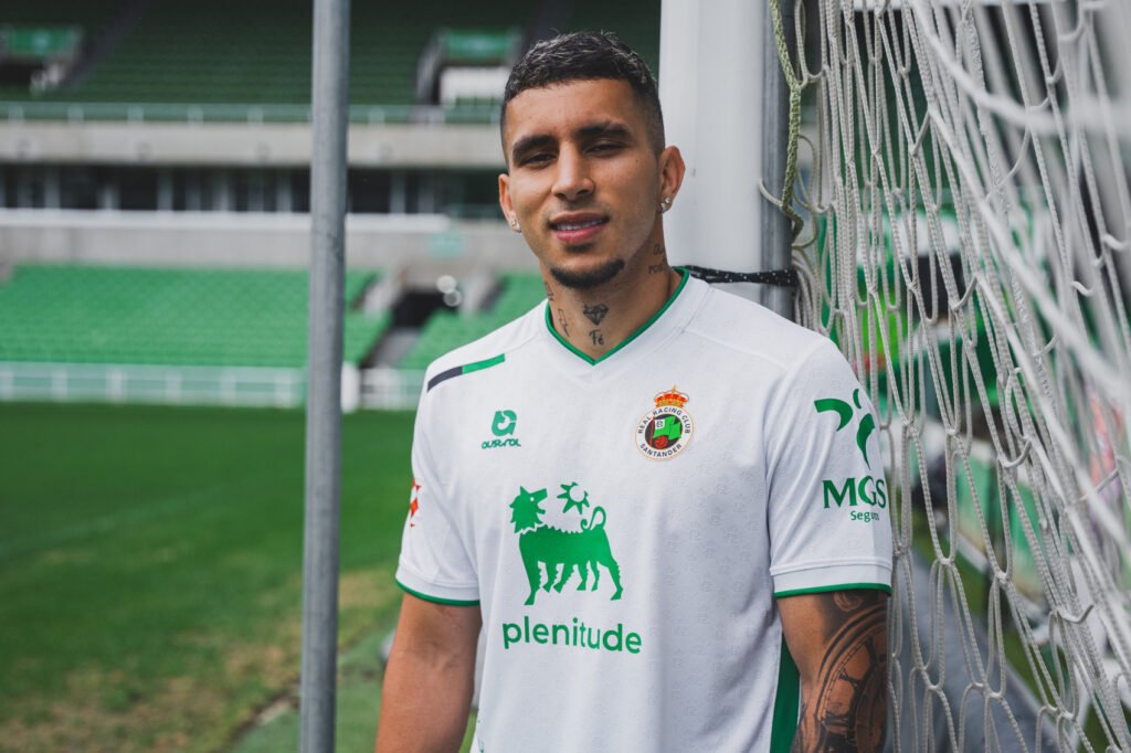 Gustavo Puerta na Mira do FC Porto e do Braga