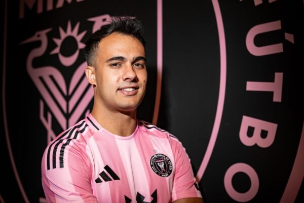 Sergio Reguilón se junta ao Inter Miami de Lionel Messi após passagens pela Premier League e La Liga