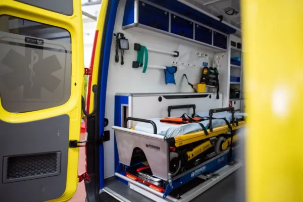 Mulher dá à luz no hall de entrada de prédio no centro de Coimbra