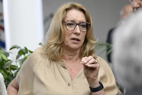 Governo Junta "Saúde" ao Apoio Domiciliário em Projeto-Piloto