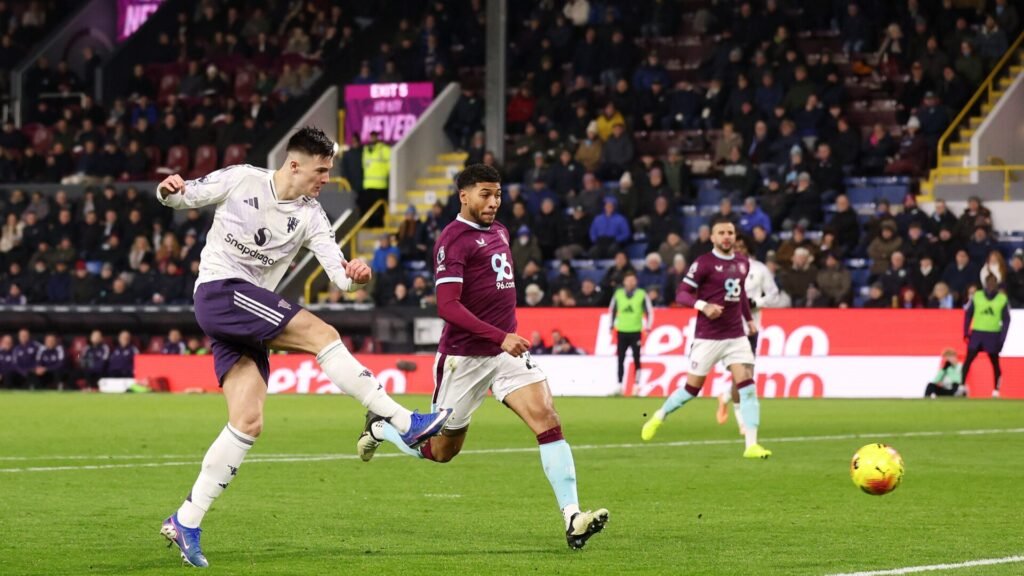 "Vida sem Ruben Amorim continua sem frutos: Manchester United empata com o aflito Burnley"