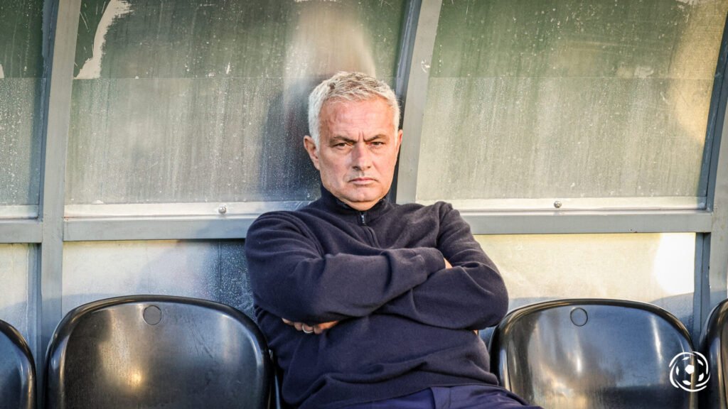 "Mourinho critica: 'Desculpa ao Braga, mas o Benfica mereceu perder'"