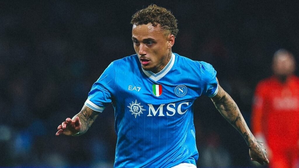 Nápoles soma terceiro empate consecutivo e estagna na luta pelo título da Serie A