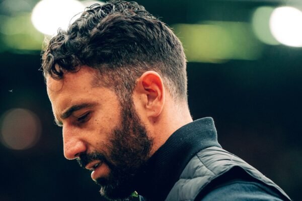 Aumenta a tensão no Manchester United com Ruben Amorim