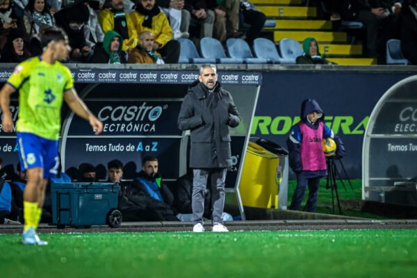 "Rui Borges elogia Luis Suárez e admite: 'Controlámos os primeiros 45 minutos, mas entrámos mal na segunda parte'"