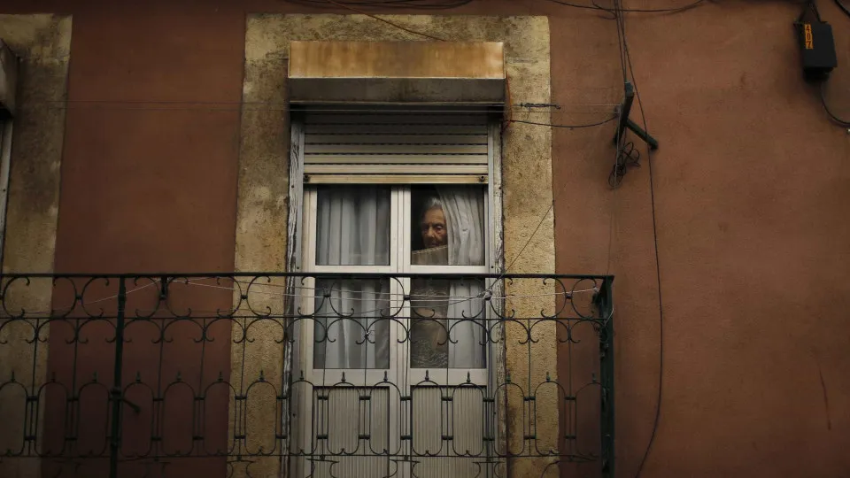 Portugal terá 2,4 milhões a menos e população mais envelhecida em 2100