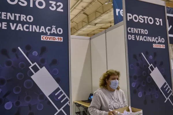 Mais de 287 mil pessoas vacinadas contra a gripe e a Covid