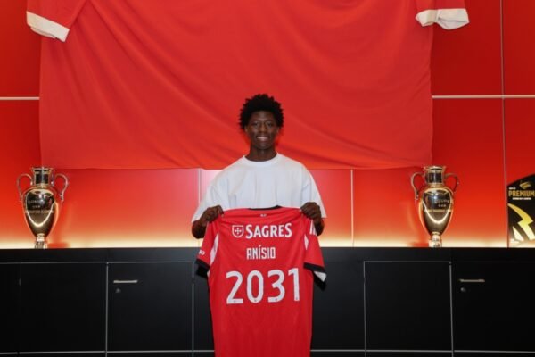 Anísio Cabral: "Sinto