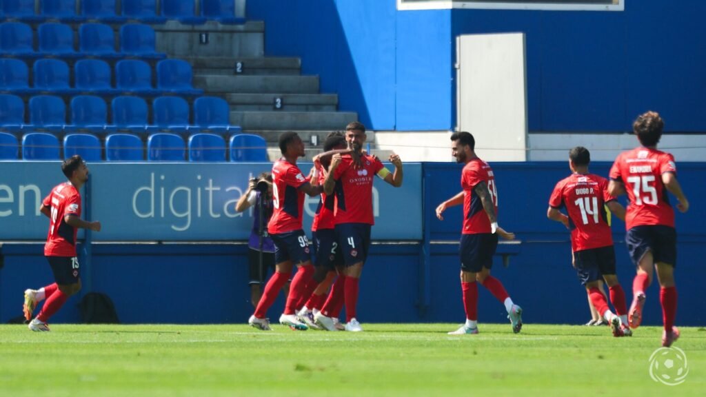 Oliveirense Anuncia Saída do Técnico Jorge Pinto e Confirma Reforço