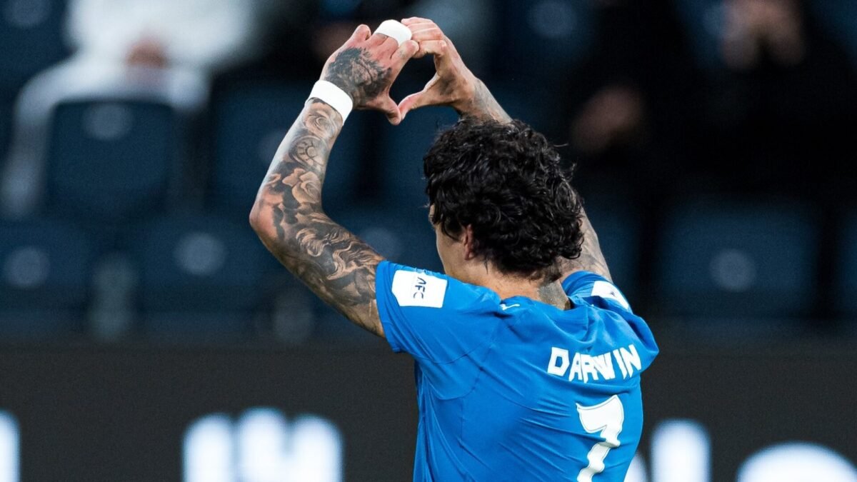 Al Hilal assegura 1º lugar com bis de Darwin Núñez, enquanto 2 treinadores portugueses enfrentam sortes distintas: resultados do dia na Champions League Asiática