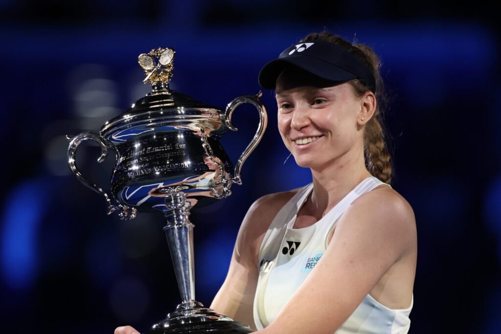 Elena Rybakina vence Aryna Sabalenka e conquista o Aberto da Austrália