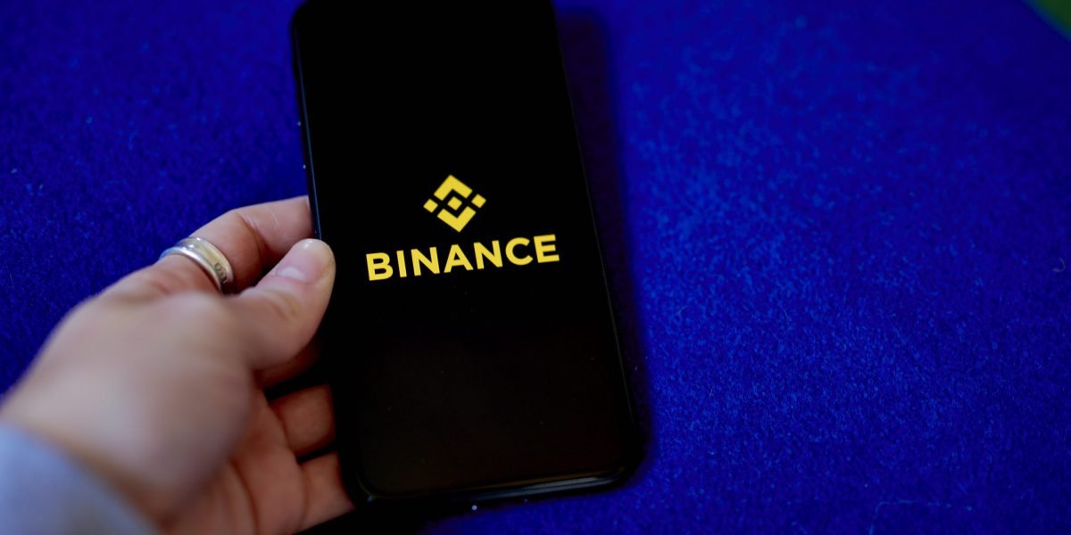 Binance demite principais investigadores que afirmam ter descoberto evidências de violações às sanções iranianas