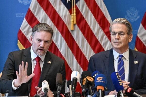 Esperando por um reembolso de tarifas? Funcionários de Trump dizem que aguardam instruções dos tribunais inferiores. 'Eles criaram a situação'