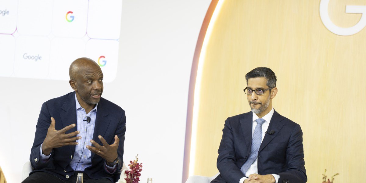 Sundar Pichai, CEO do Google, afirma que investimentos em IA ainda fazem sentido apesar do aumento das preocupações com bolhas