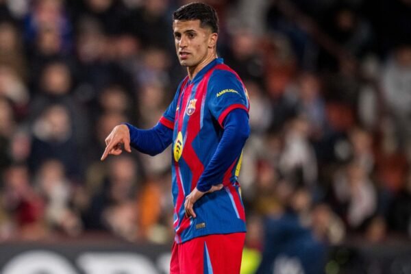 Barcelona passa para as meias