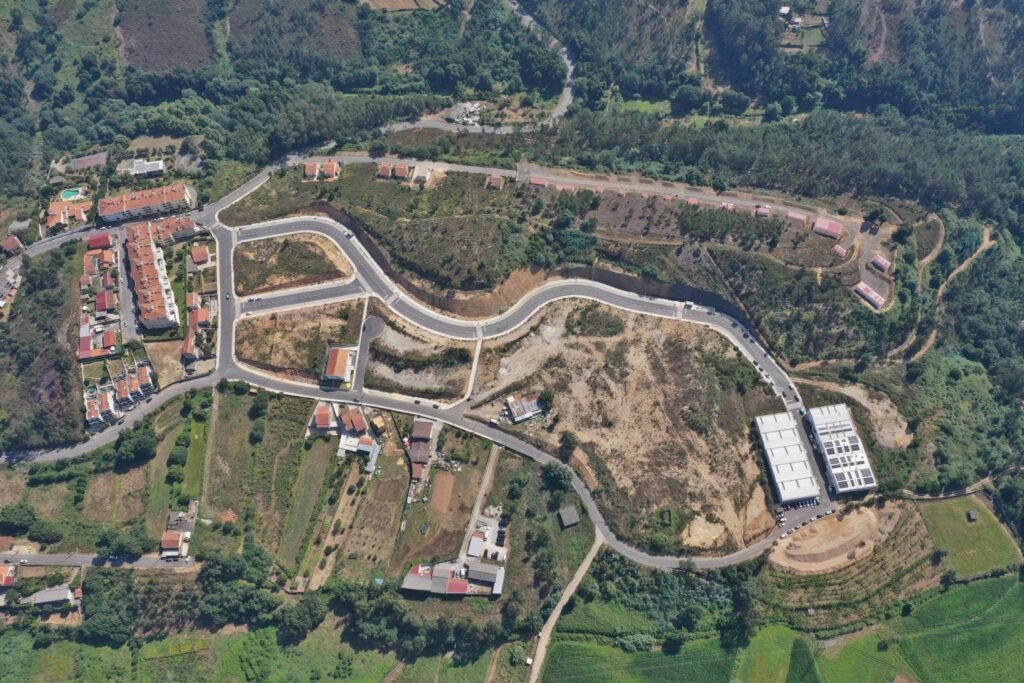 Alienação de 8 Lotes Municipais na Zona Industrial de Tardariz