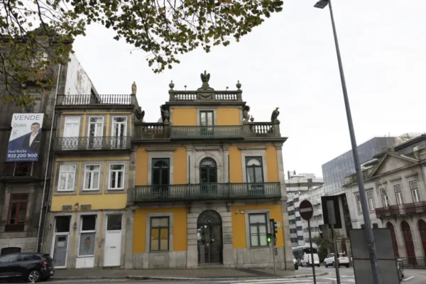 Falha de Comunicação Retarda Regras para Pagamento de Advogados Estagiários