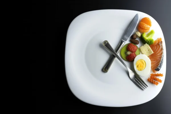 O jejum intermitente não supera a dieta padrão para perda de peso