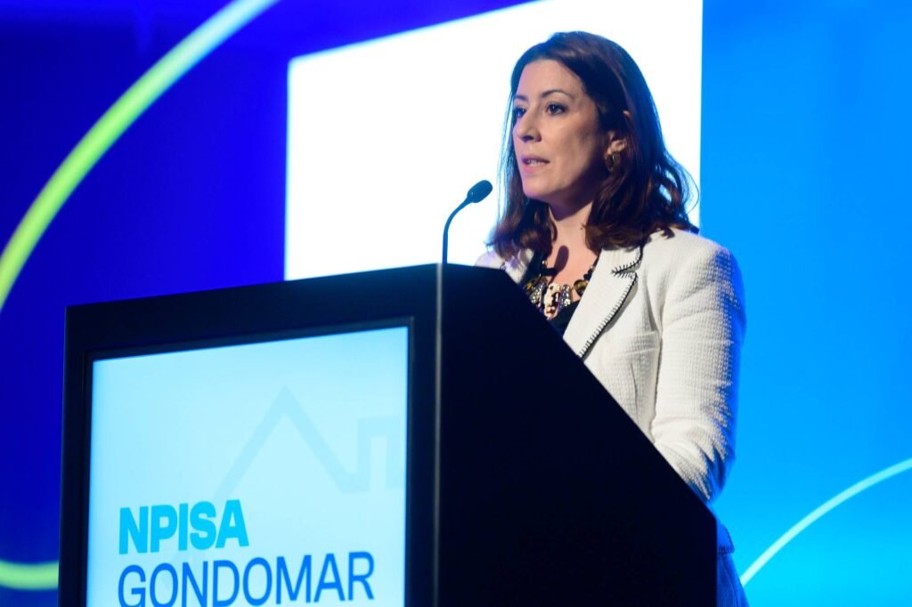 Seminário sobre inclusão de pessoas sem