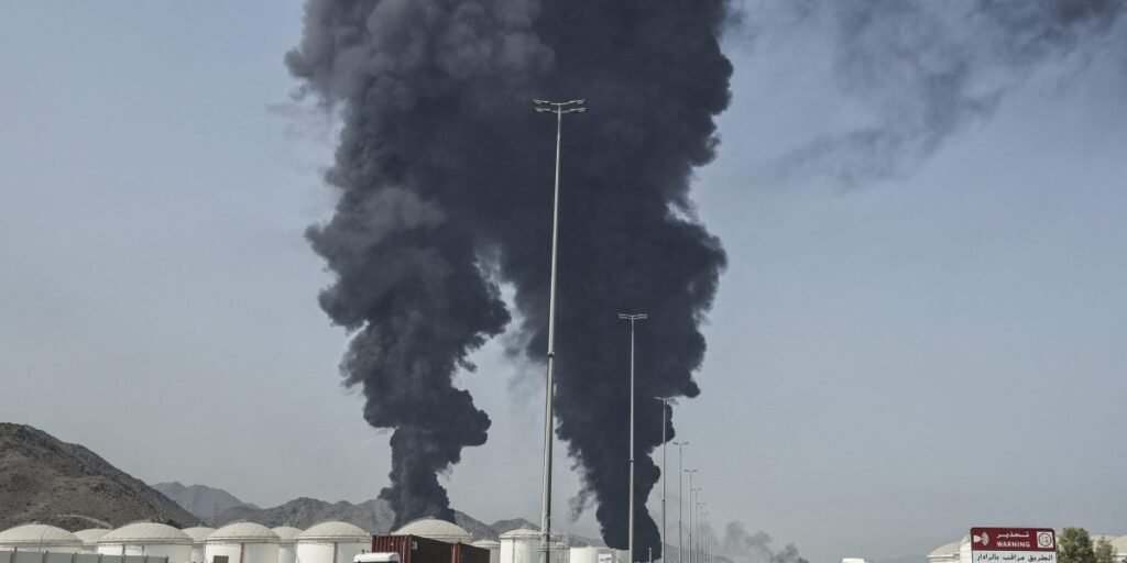 Venezuela tem as maiores reservas de petróleo comprovadas do mundo, mas não consegue resolver o "problema matemático" do Estreito de Ormuz