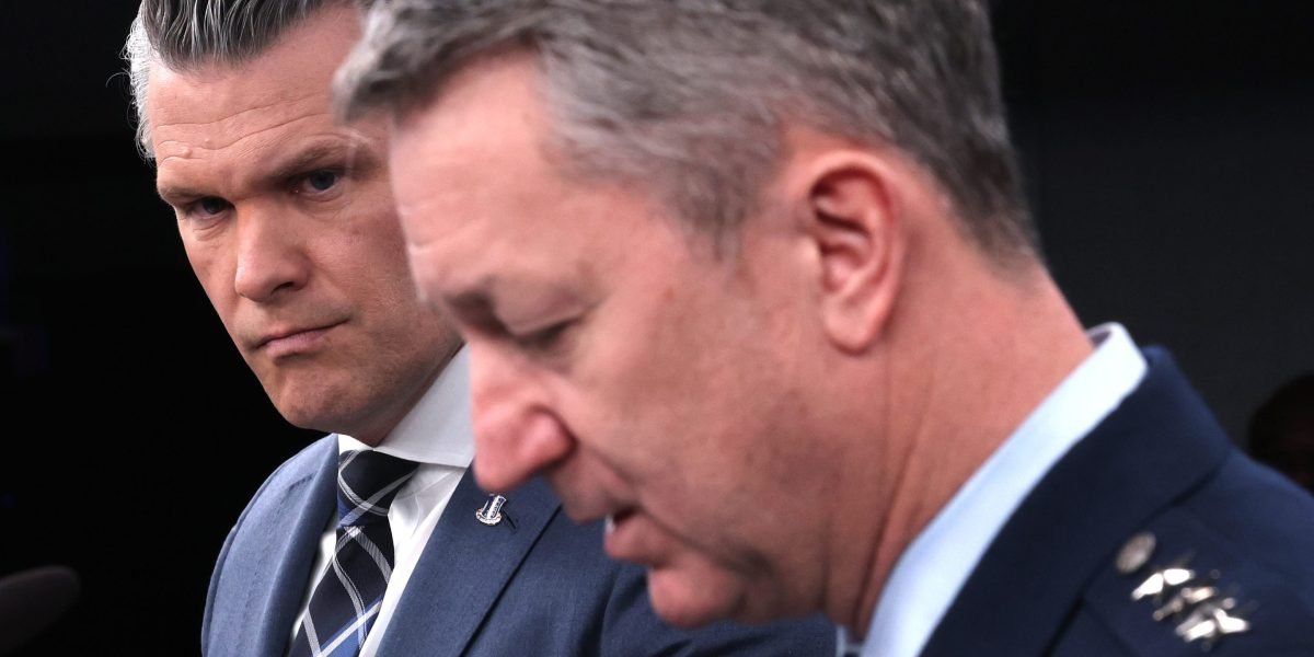 As empresas estão agora na linha de frente da guerra. Elas precisam agir como tal.