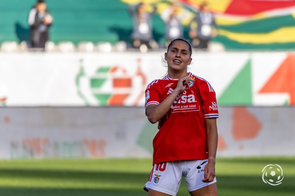 Kika Nazareth analisa Benfica x FC Porto e expressa vontade de retornar ao clube