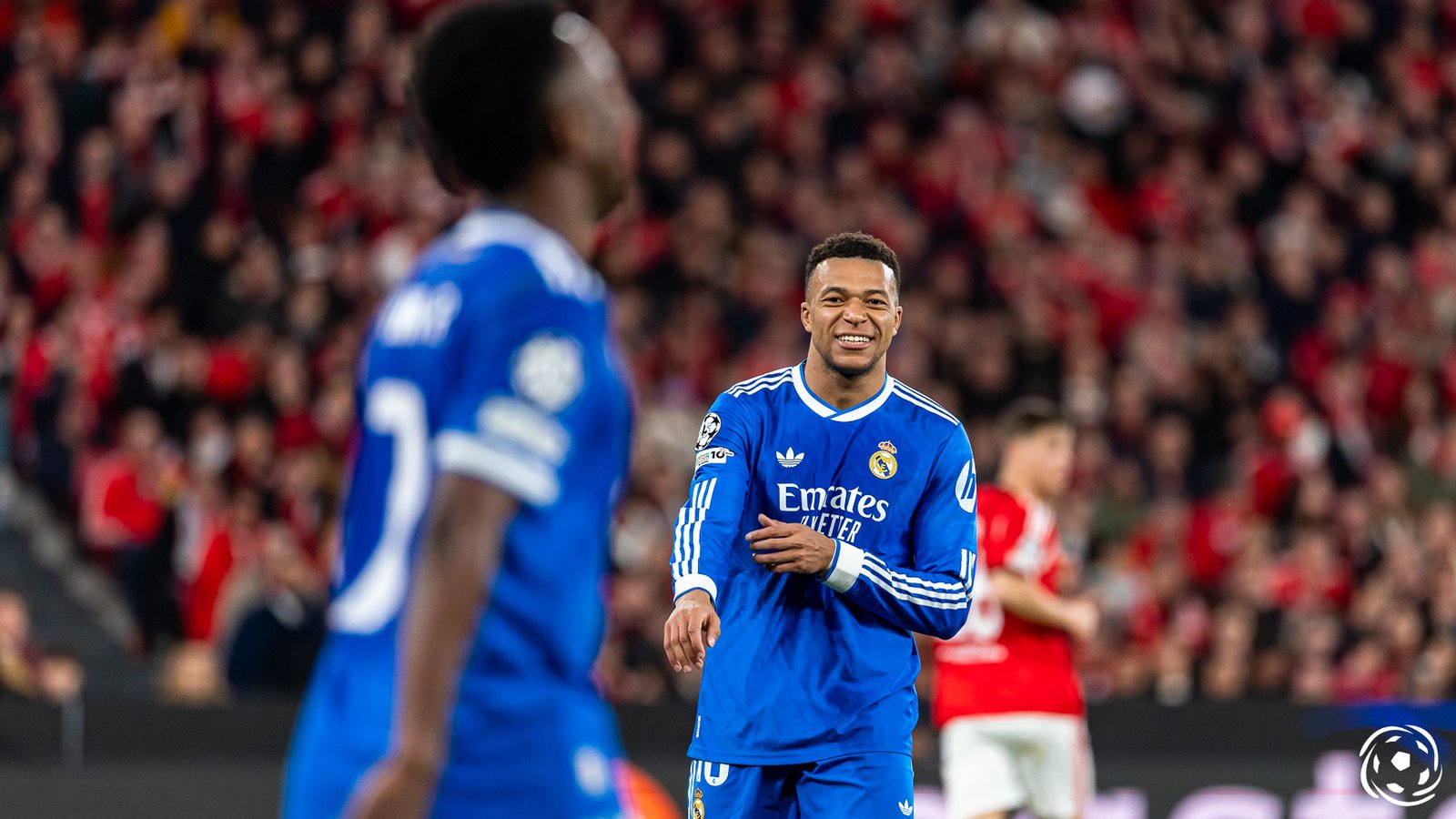 Kylian Mbappé desconfia do departamento médico do Real Madrid e viaja para a França