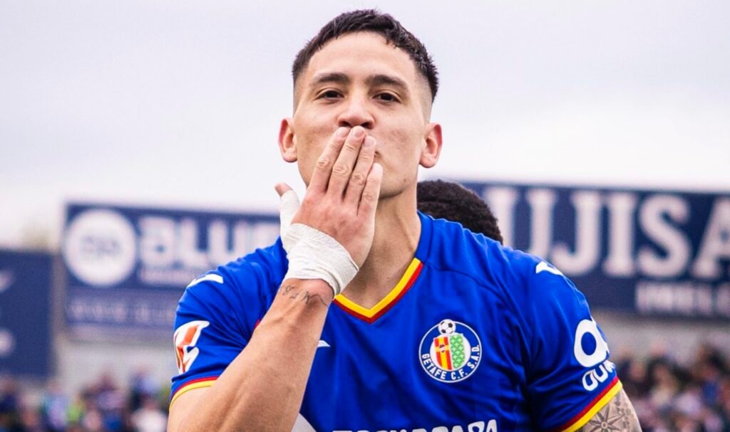 André Silva marca na derrota do Elche e Getafe surpreende com triunfo sobre o Real Bétis: Resultados do dia na La Liga