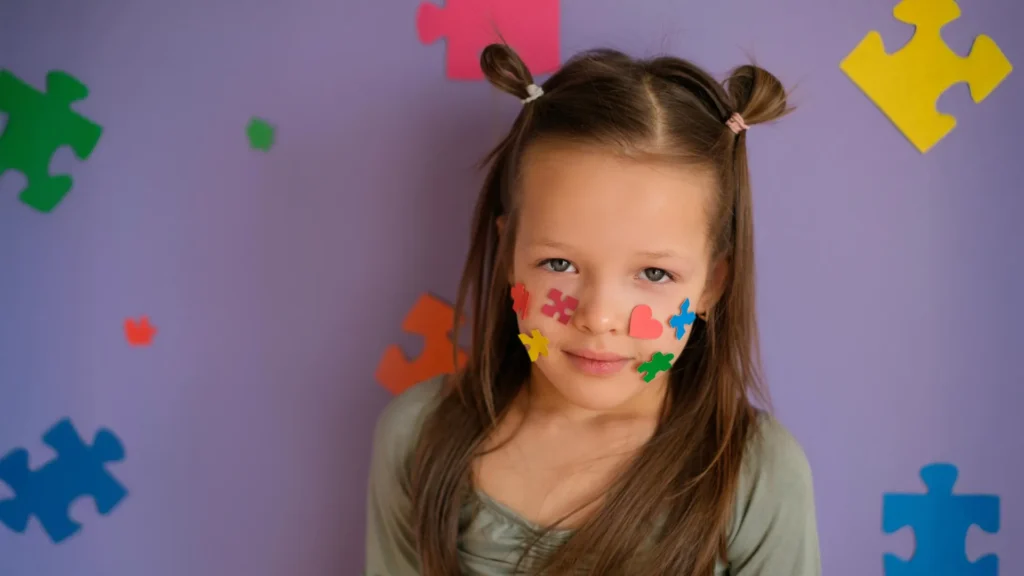 Cientistas descobrem sinal cerebral que pode acionar o efeito dominó do autismo