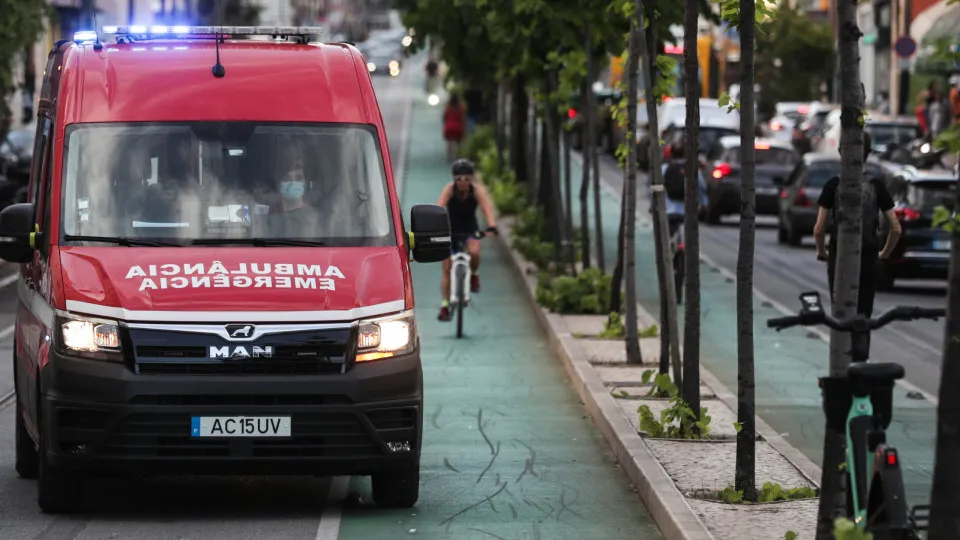 Mudanças Urgentes na Requalificação da Almirante Reis: Apelo das Associações